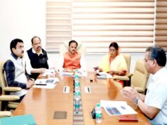 उप मुख्यमंत्री शुक्ल की अध्यक्षता में मेगा स्वास्थ्य सेवा अधोसंरचना प्रोत्साहन नीति-2026 के प्रारूप पर मंत्रिपरिषद समिति ने किया विमर्श