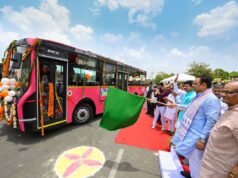 जयपुर में 29 और भीलवाड़ा में 18 नई इलेक्ट्रिक बसों को मुख्यमंत्री भजनलाल शर्मा ने दिखाई हरी झंडी