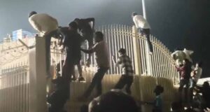 रांची में JSCA स्टेडियम के एक ही गेट खुलने से मची भगदड़, व्यवस्था पर उठे सवाल