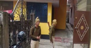 सिवान में RJD नेता के 4 ठिकानों पर सेल्स टैक्स का सर्वे, कारोबार से जुड़े दस्तावेज खंगाले