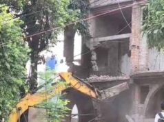 रायपुर के सेंट पॉल स्कूल परिसर में चला बुलडोजर, सामुदायिक भवन की आड़ में चर्च निर्माण का आरोप