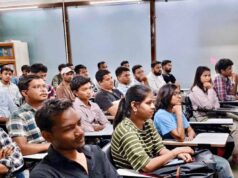 CM साय ने UPSC प्रीलिम्स में सफल ट्राइबल यूथ हॉस्टल के विद्यार्थियों से की मुलाकात, बढ़ाया हौसला