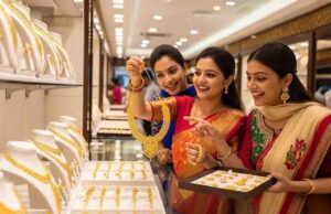 Gold Rate Fall: सिर्फ एक वजह से 6 महीने के निचले स्तर पर पहुंचा सोना, अभी खरीदें या करें इंतजार?