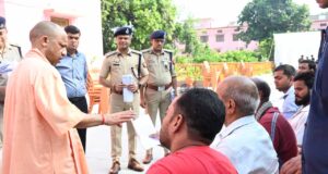 जरूरतमंदों के साथ खड़ी है सरकार, हर उचित समस्या का कराएगी निदानः मुख्यमंत्री