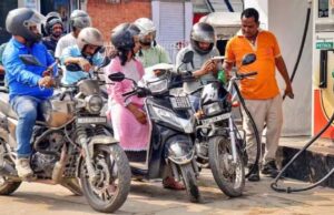 ₹32 लीटर पेट्रोल-डीजल का कमाल! देश में ईंधन ने बनाया नया रिकॉर्ड, एवरेज भी 60 KM तक