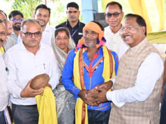 रायपुर : कृत्रिम गर्भाधान से पशुधन विकास की मिसाल बना ग्राम पुरी