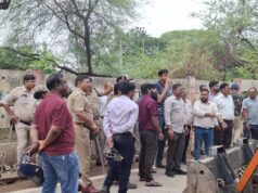 दुर्ग में रेलवे की जमीन से हटे वारिस, स्वेच्छा से प्रशासन को सौंपा मकान