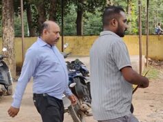 कोंडागांव में रिश्वतखोरी का भंडाफोड़, नामांतरण के बदले घूस लेते तहसीलदार का रीडर गिरफ्तार