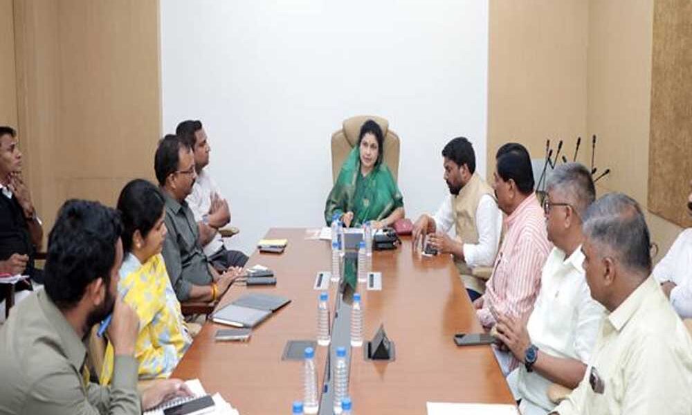 मेट्रो निर्माण से प्रभावित मार्गों की तत्काल करायें मरम्मत, आमजन की सुविधा हमारी सर्वोच्च प्राथमिकता: राज्यमंत्री गौर