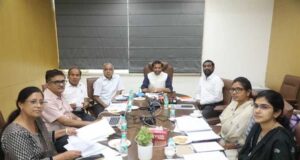 मध्यप्रदेश राज्य वित्त आयोग ने राजस्व विभाग के अधिकारियों के साथ की समीक्षा