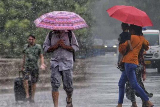 कल का मौसम: दिल्ली-यूपी से बिहार और गुजरात तक बारिश का अलर्ट, 24 राज्यों के लिए IMD की चेतावनी