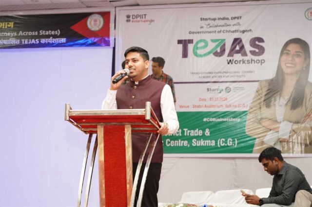 tEJAS_01.jpg