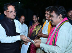 रायपुर : बगिया में मुख्यमंत्री विष्णु देव साय ने सुनी आम लोगों की आवाज, समस्याओं के निराकरण के दिए सख्त निर्देश
