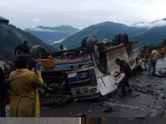 हिमाचल के चंबा में दर्दनाक हादसा, पहाड़ी से सड़क पर गिरी बस; 7 लोगों की मौत, कई घायल