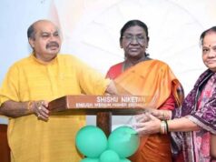 CG विधायक पुरंदर ने राष्ट्रपति मुर्मू को दिया नुआखाई पर्व का निमंत्रण