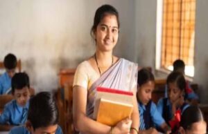 CG शिक्षा विभाग में बड़ा फेरबदल, 700 शिक्षकों के तबादले; जारी हुई ट्रांसफर लिस्ट