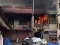 जयपुर के त्रिपोलिया बाजार में भीषण आग, 25 दुकानें चपेट में; 30 दमकलों ने पाया काबू