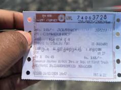 Indian Railway Ticket Rule: ऑनलाइन टिकट बुक किया है तो न करें ये गलती, रेलवे लगा सकता है जुर्माना