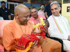 गोरक्षपीठ में सीएम योगी ने मनाया गोपाल का प्राकट्योत्सव