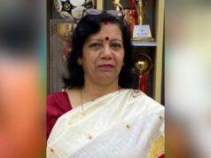 सूचनाओं के महासागर में विवेक और जीवन-मूल्यों की राह दिखाता शिक्षक