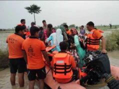 बाढ़ में योगी सरकार का राहत अभियान तेज, 19 हजार से ज्यादा लोगों को सुरक्षित स्थानों पर पहुंचाया
