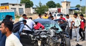राजस्थान में भीषण सड़क हादसा, डंपर-कार की टक्कर में पति-पत्नी और बेटी समेत 4 की मौत