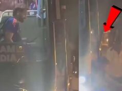 मैच जीतकर लौट रही टीम बस से गिरे रोहित शर्मा, विराट कोहली भी हुए परेशान