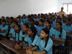 बाराबंकी में रंग दे बसंती का युवा संवाद, छात्रों को मिला नवाचार और एआई का गुरुमंत्र