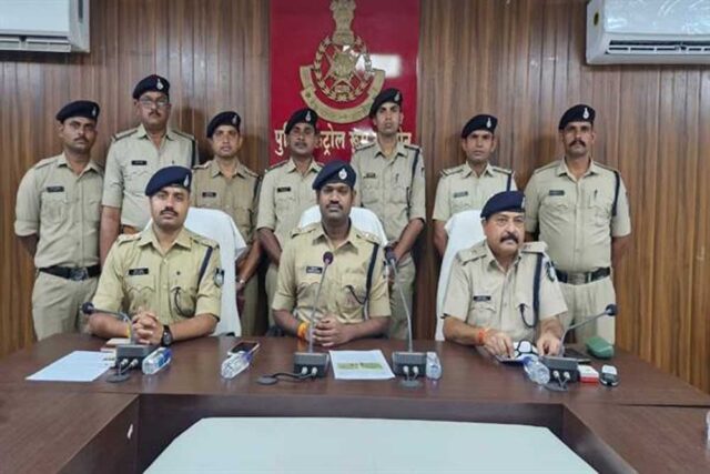 Police_01-4.jpg