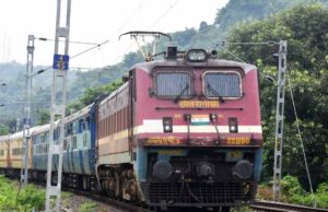 Diwali-Chhath Special Trains: त्योहारों पर घर जाना होगा आसान, स्पेशल ट्रेनों का ऐलान; देखें रूट और शेड्यूल