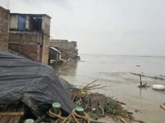भागलपुर में गंगा का कहर, 65 परिवारों के घर नदी में समाए; बेघर लोगों ने सरकार से मांगा मुआवजा