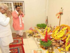 महानवमी पर राज्यपाल पटेल ने किया कन्या पूजन, प्रदेशवासियों की सुख-समृद्धि की कामना