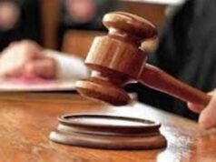 अंग्रेजी के अंकों पर हाई कोर्ट ने उठाए सवाल, 10वीं की छात्रा को बाकी विषयों में 75 से ज्यादा अंक